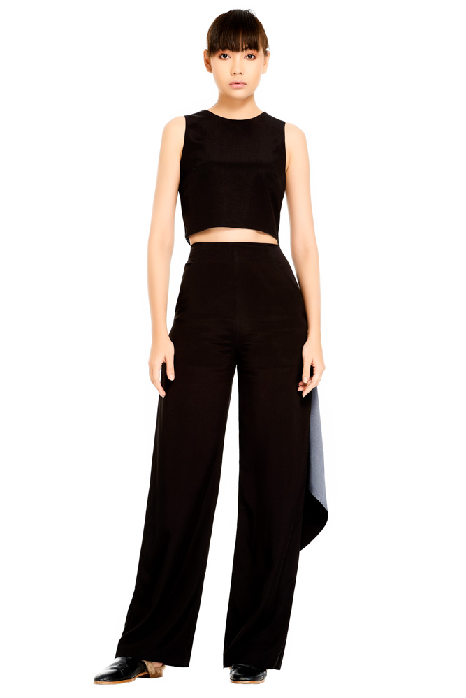 Vickteerut, jumpsuit, black jumpsuit, party outfit, designer outfit, outfit, fashion, designer clothes, ชุดแบรนด์เนม, เช่าชุด, จั๊มพ์สูท, ชุดออกงาน, ชุดปาร์ตี้