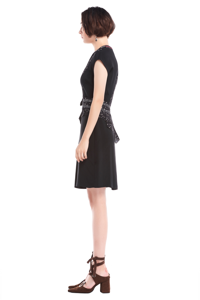side view of the dress