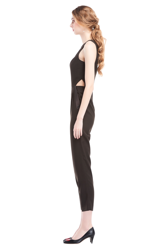 side view of the dress