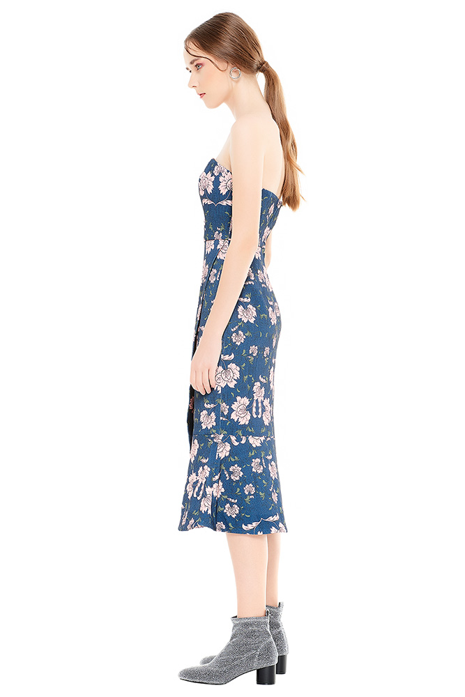 side view of the dress