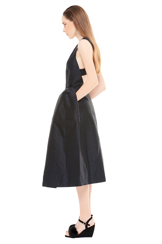 side view of the dress