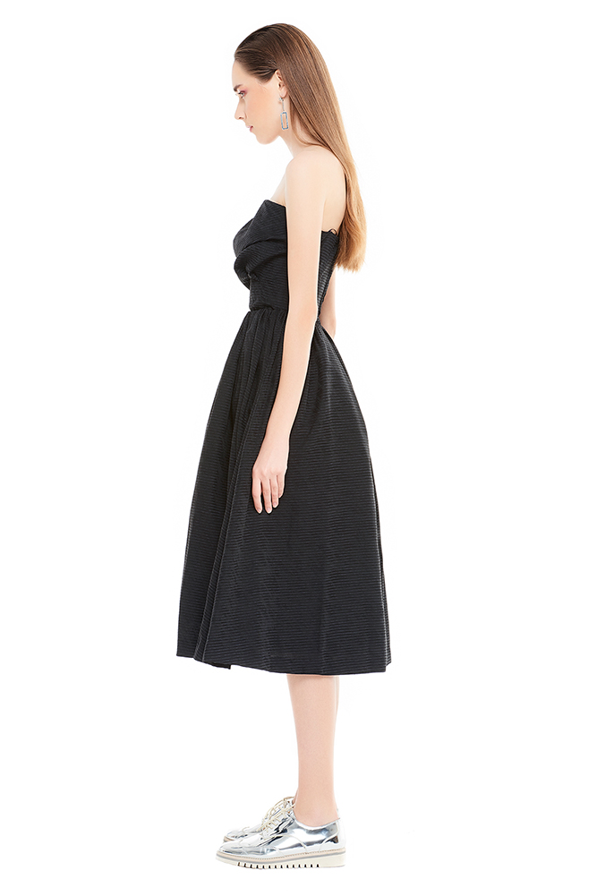 side view of the dress