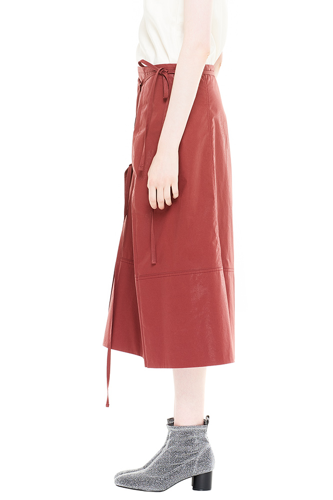 side view of the dress