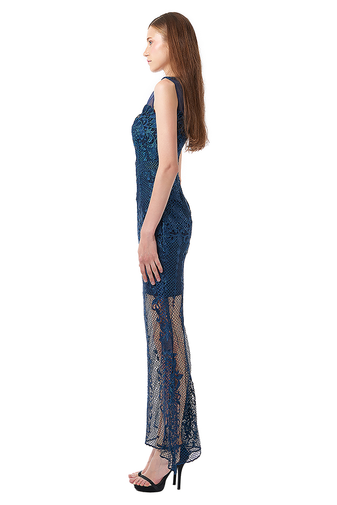 side view of the dress