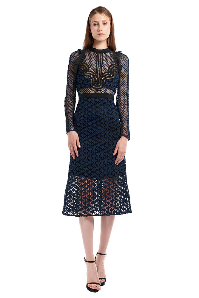 Self-Portrait, dress, stretch dress, black dress, slit dress, tight dress, party dress, vacation outfit, designer dress, outfit, fashion, designer clothes, designer brands, ชุดแบรนด์เนม, เช่าชุด, เดรส, เดรสสั้น, ชุดออกงาน, ชุดปาร์ตี้, ชุดไปทะเล, ชุดไปเที่ยว