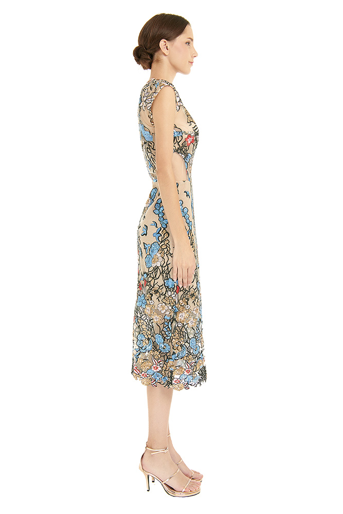 side view of the dress