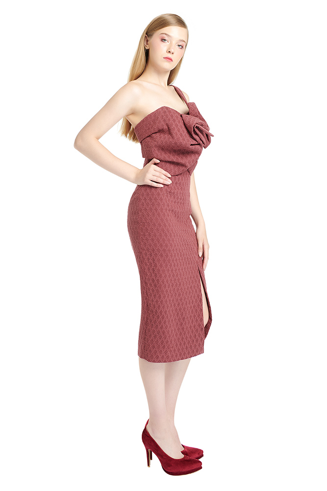 side view of the dress